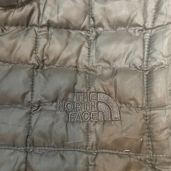 The North Face Men's ThermoBall Eco Vest 2.0 in TNF black S - Picture 3 of 7